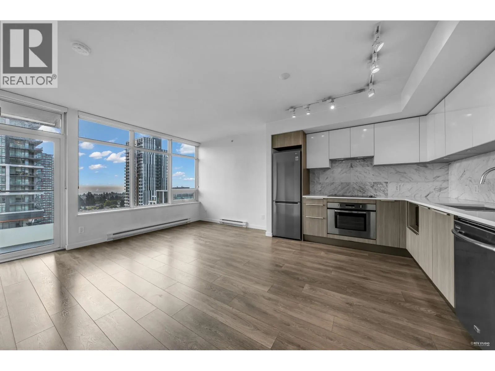 1803 6461 TELFORD AVENUE