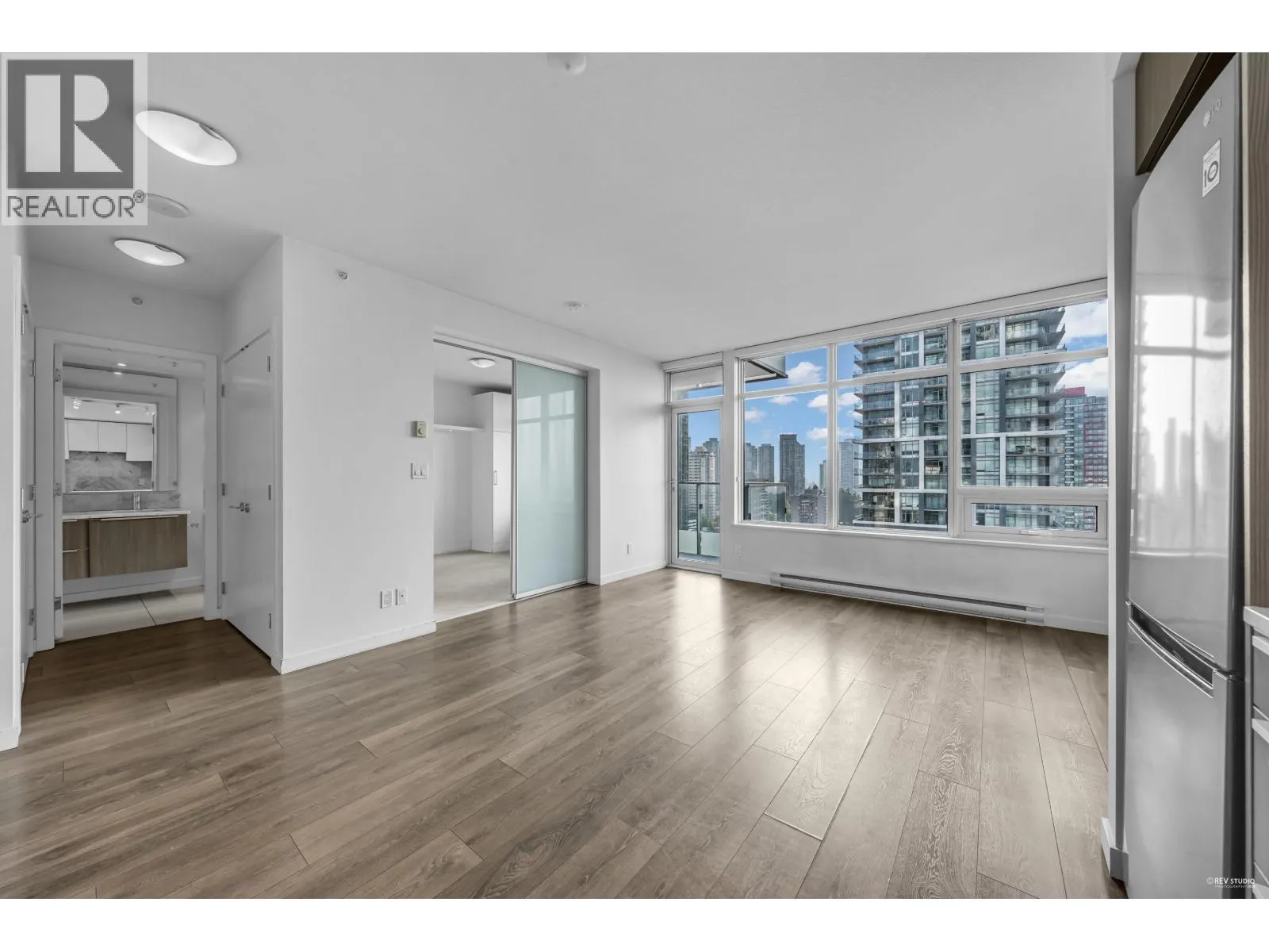 1803 6461 TELFORD AVENUE
