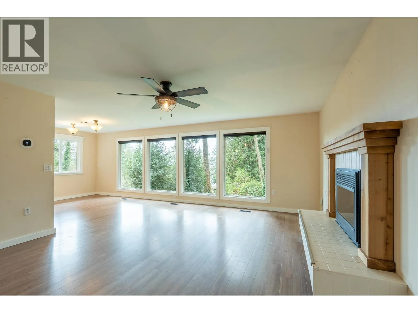 5080 SUNSHINE COAST HIGHWAY