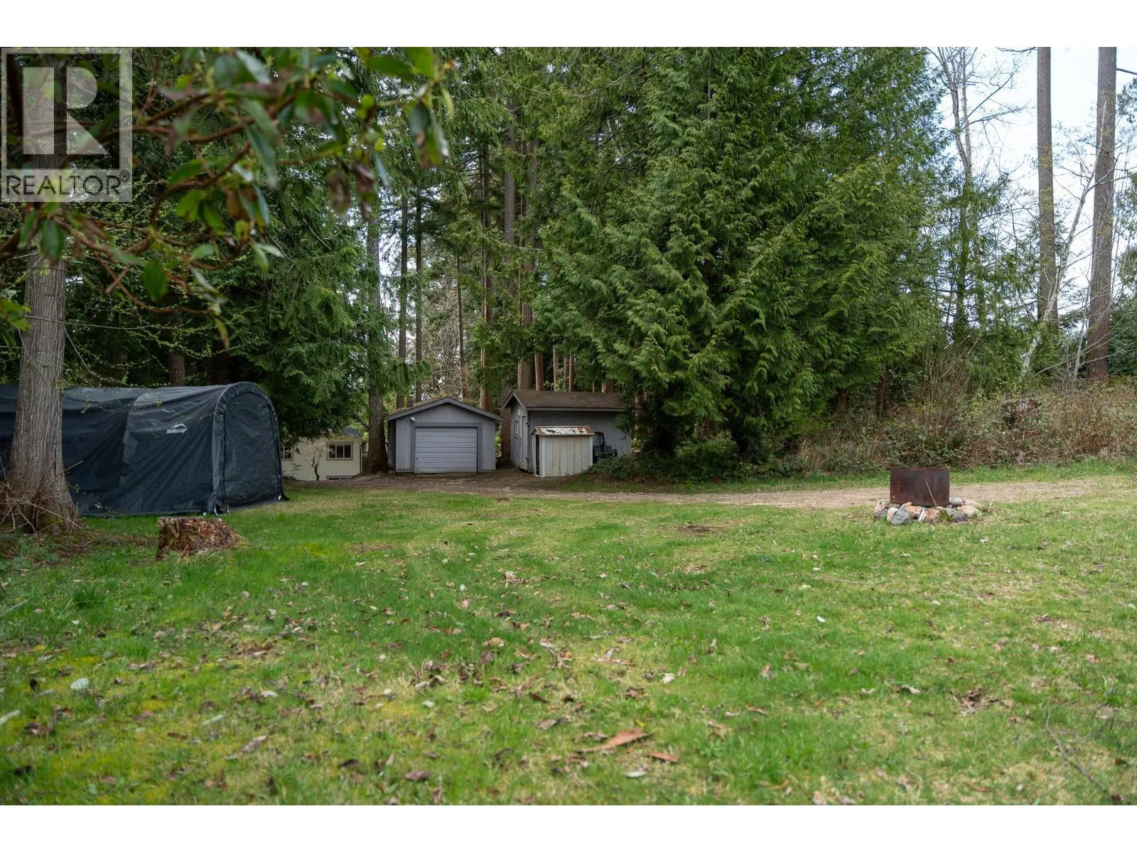 5080 SUNSHINE COAST HIGHWAY