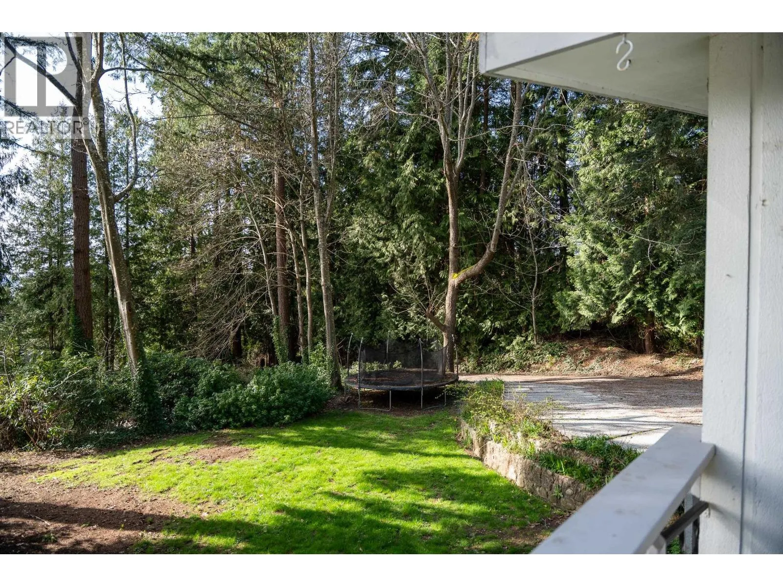5080 SUNSHINE COAST HIGHWAY