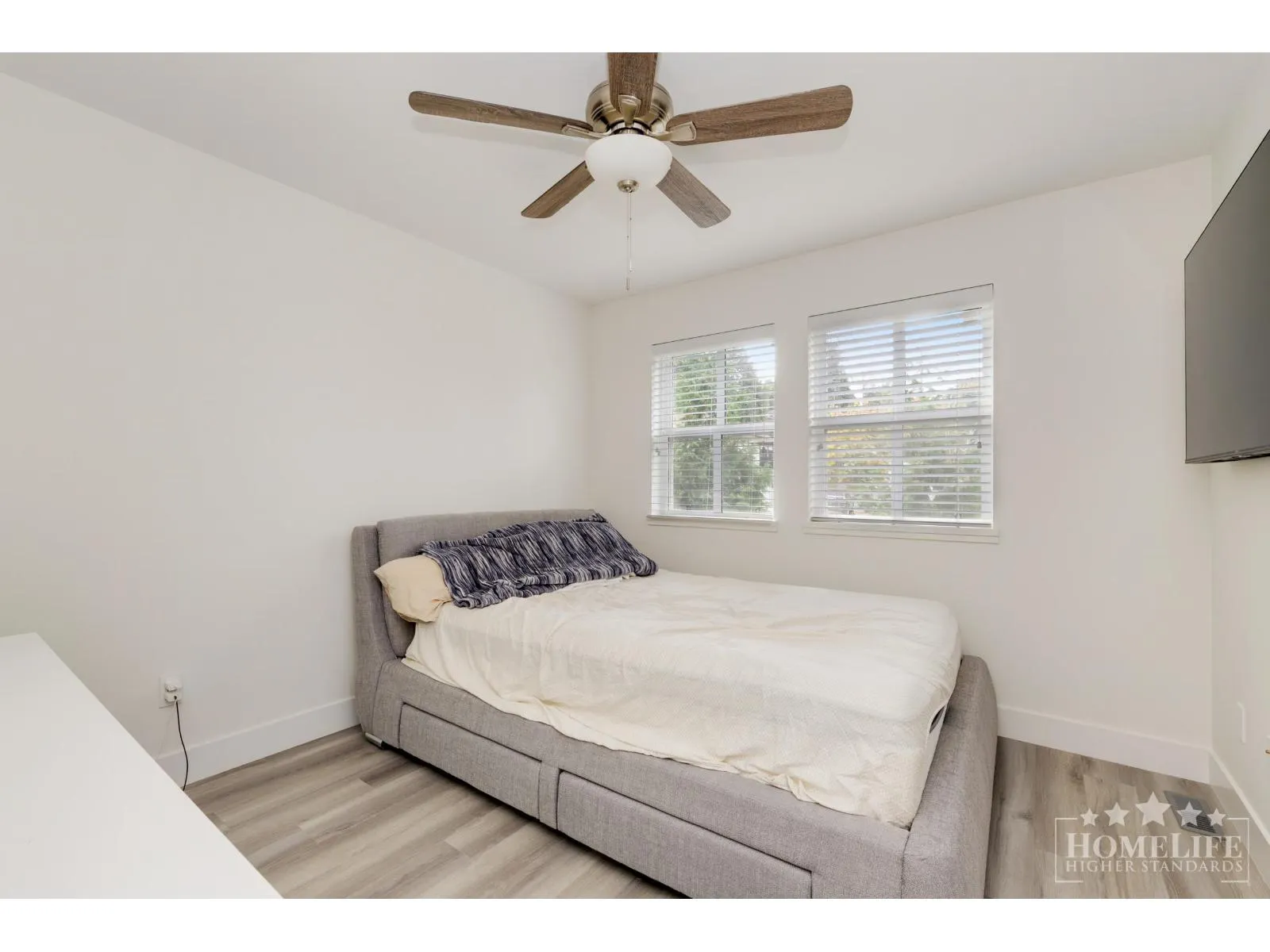 20 10488 124 STREET