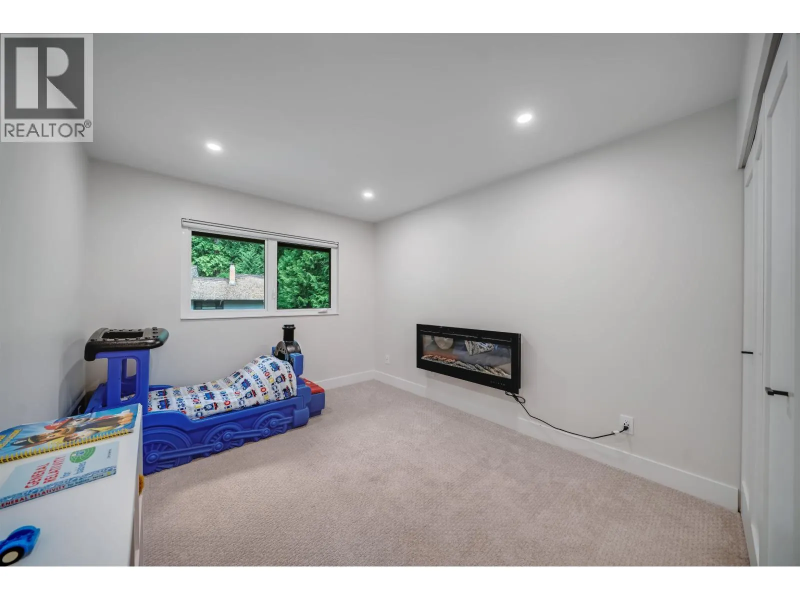867 FREDERICK ROAD