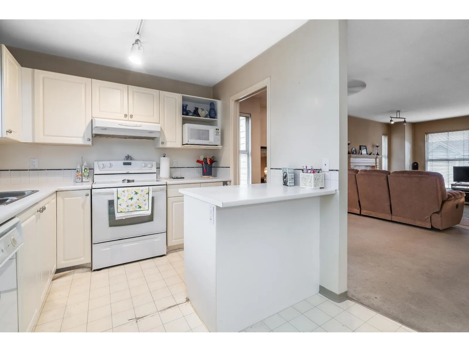 26 8716 WALNUT GROVE DRIVE