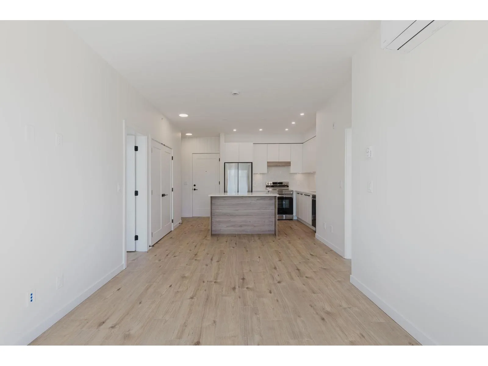 105 33920 BEST AVENUE