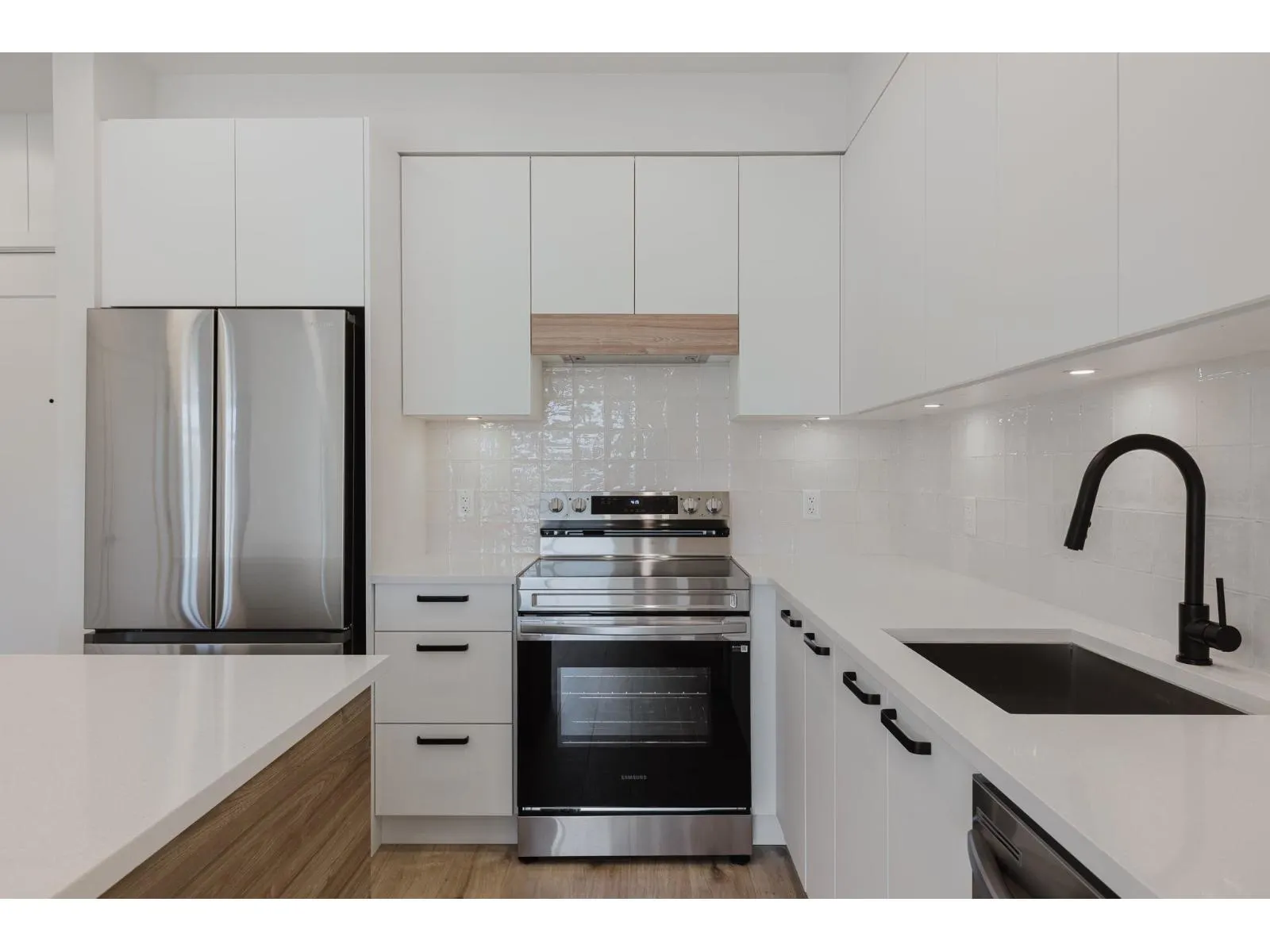 105 33920 BEST AVENUE