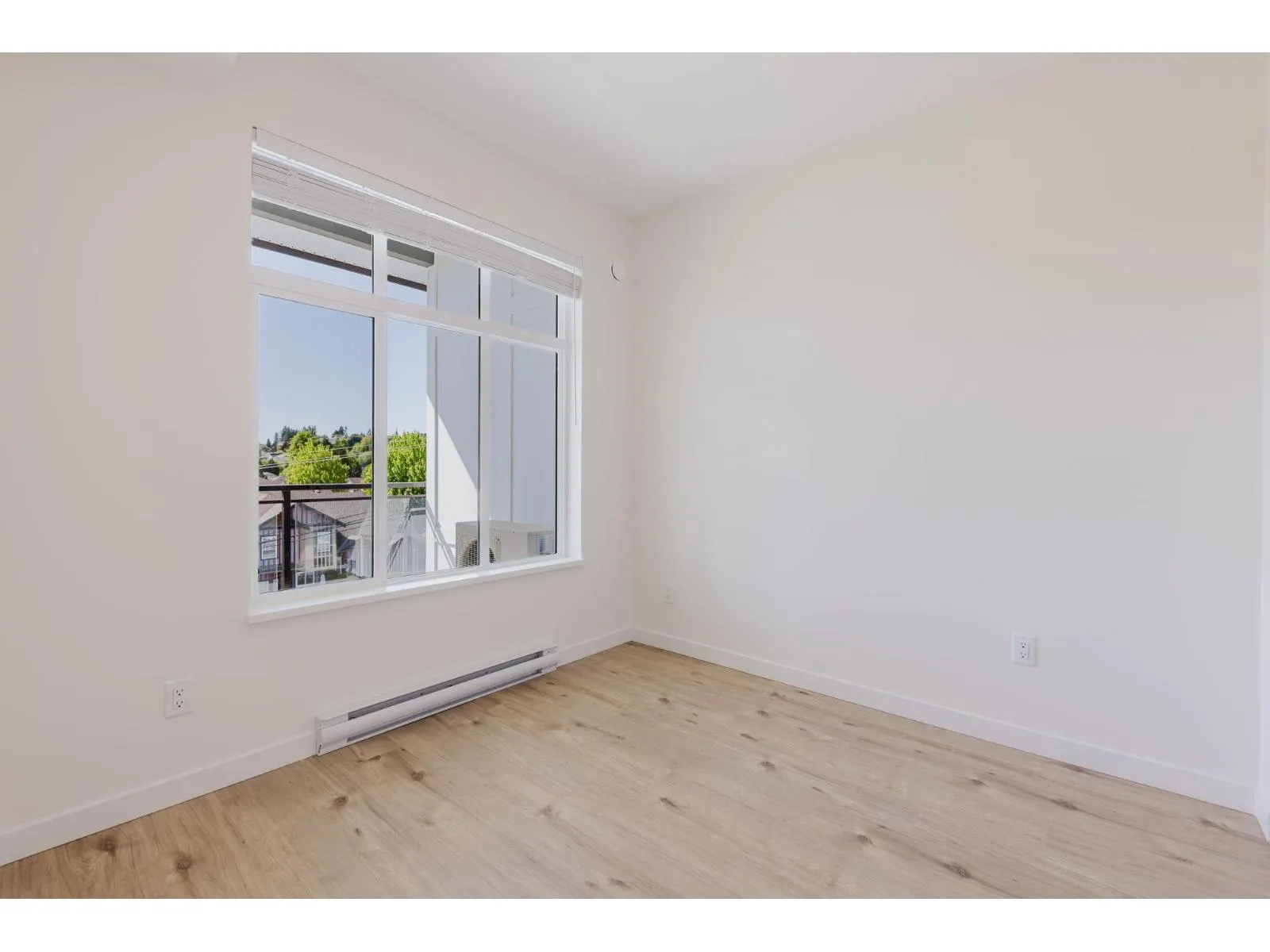 105 33920 BEST AVENUE