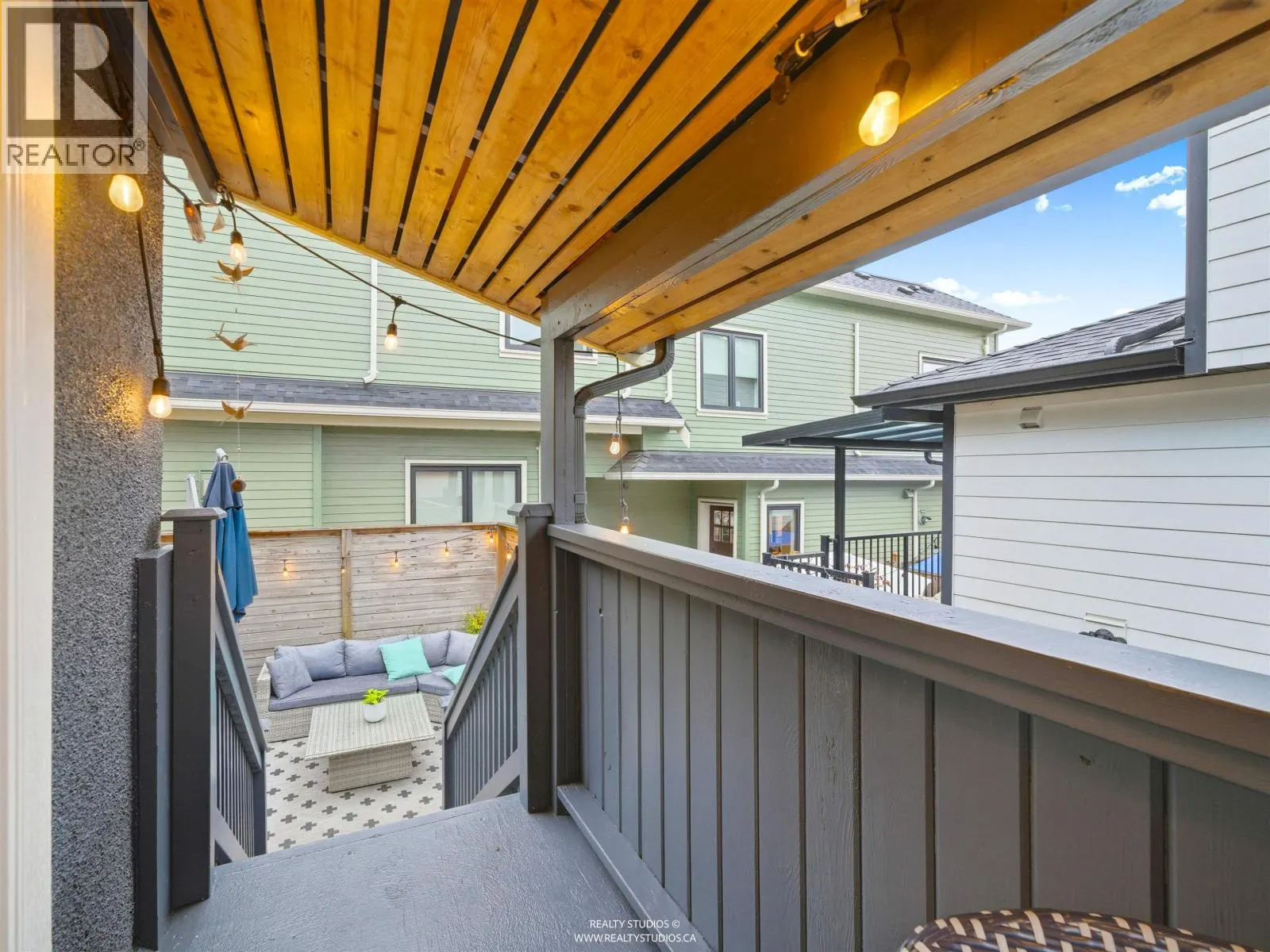 3849 ST. CATHERINES STREET