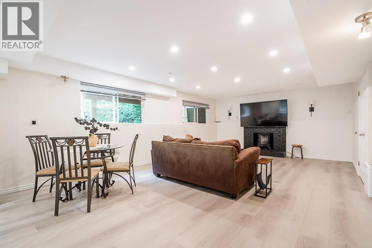 1402 BRIARCLIFFE DRIVE