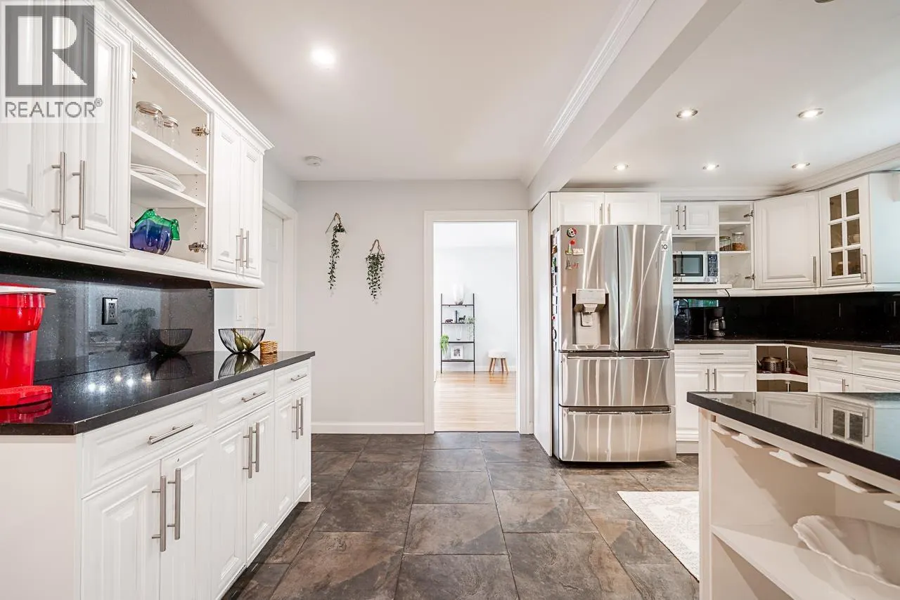 1402 BRIARCLIFFE DRIVE