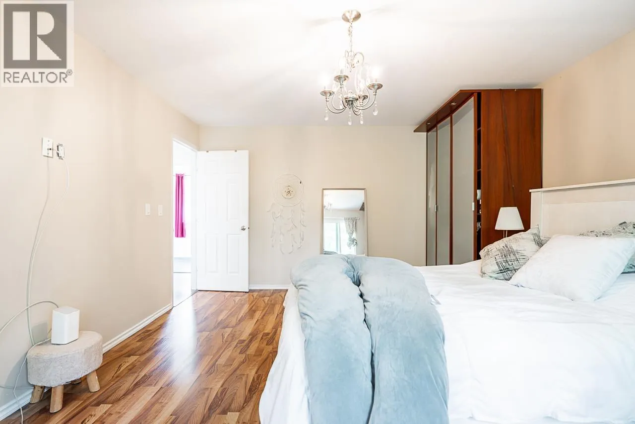 1402 BRIARCLIFFE DRIVE