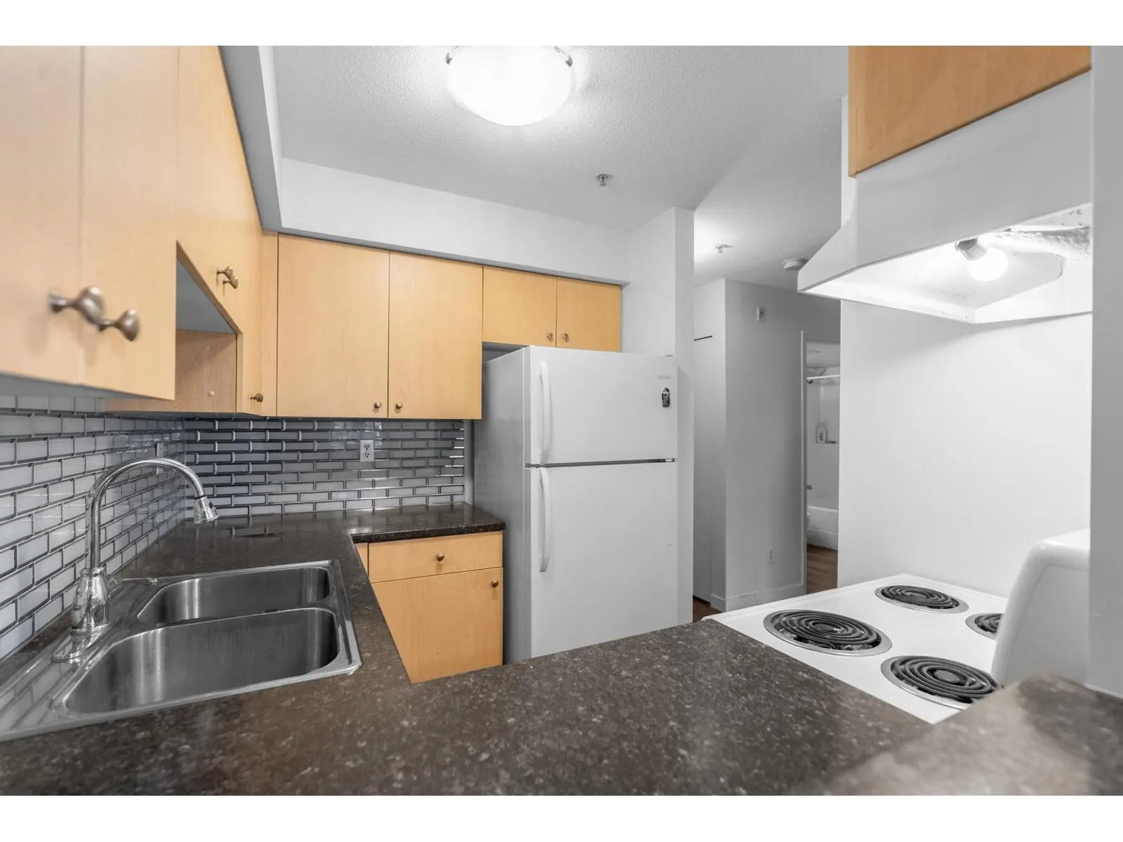 108 20454 53 AVENUE