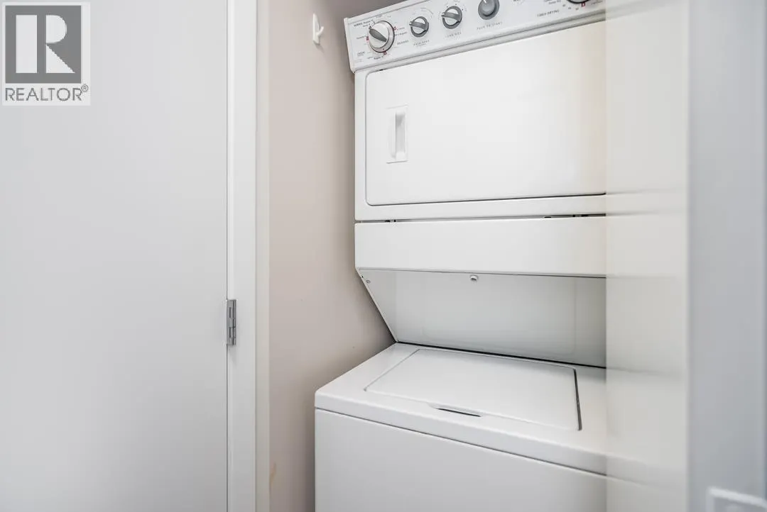 403 2770 SOPHIA STREET