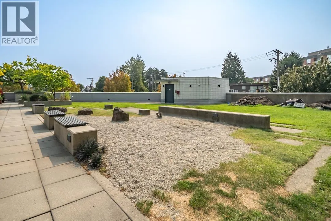 403 2770 SOPHIA STREET