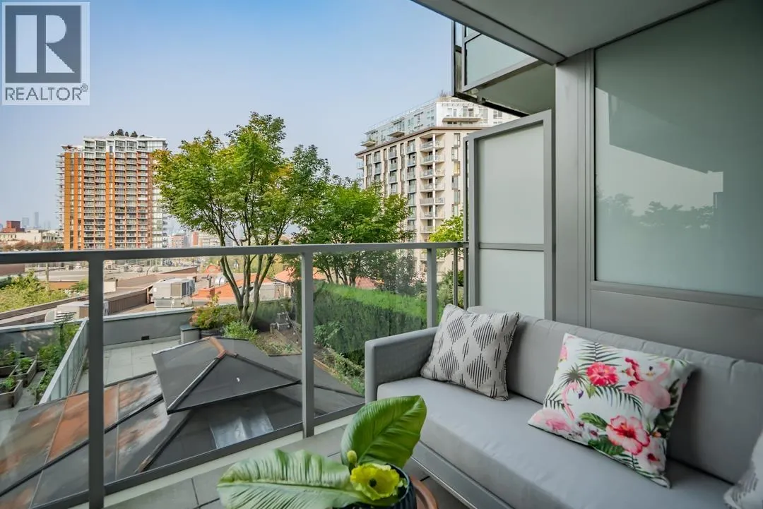 403 2770 SOPHIA STREET