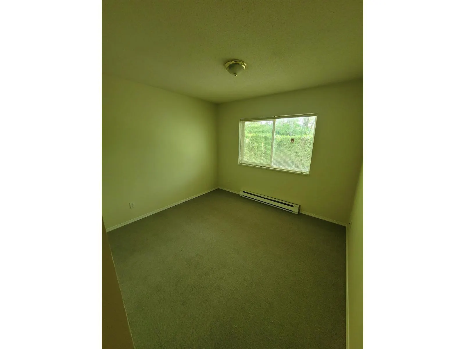 1 13670 84 STREET