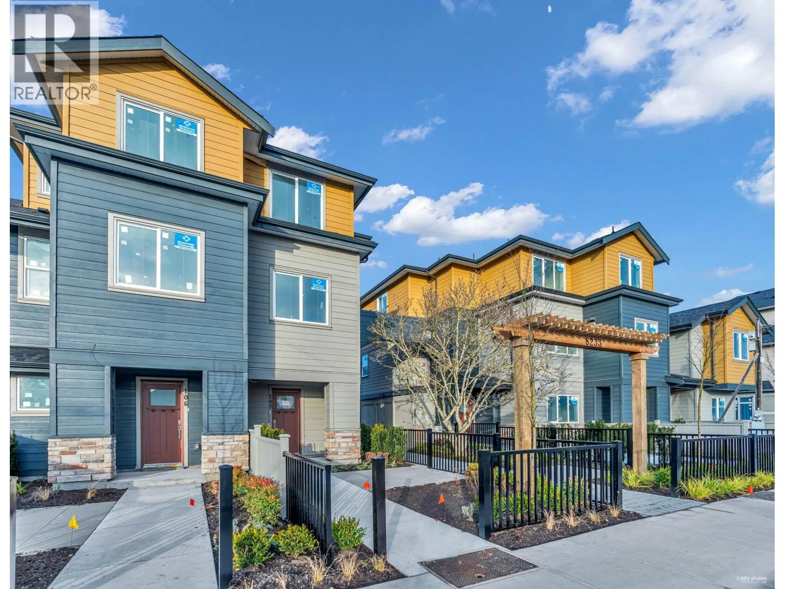 108 8233 WILLIAMS ROAD