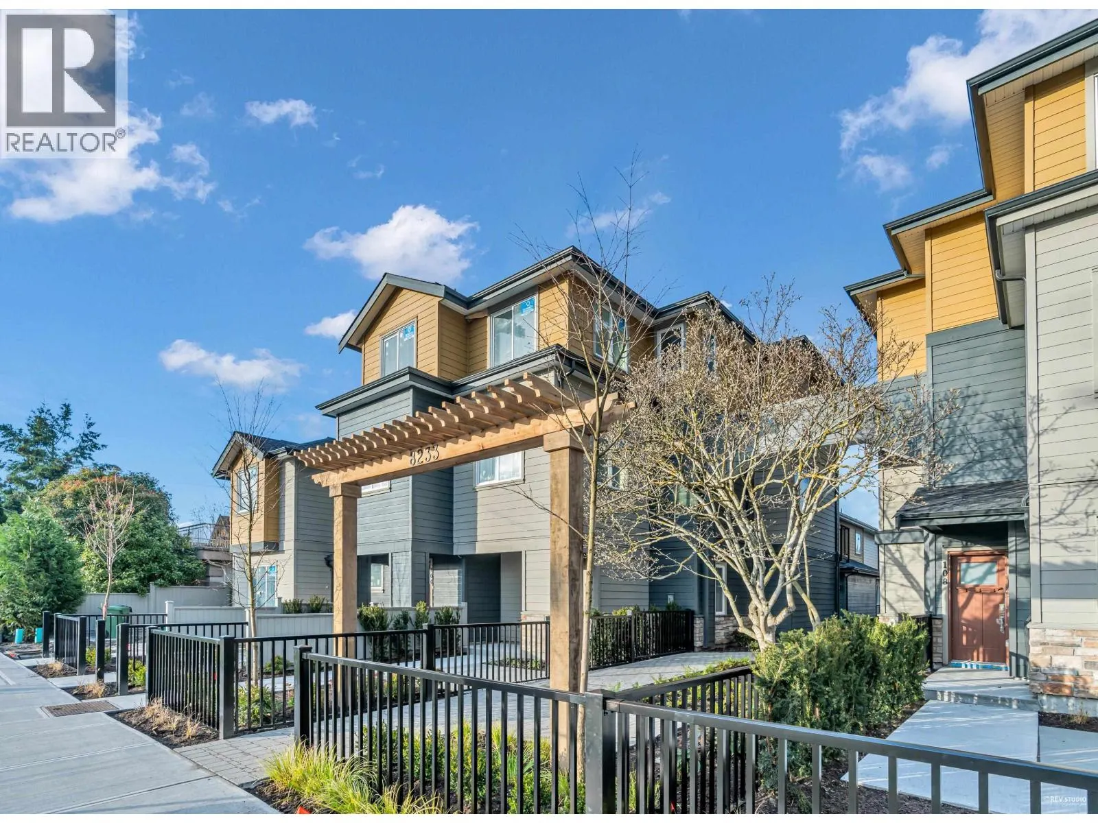 108 8233 WILLIAMS ROAD