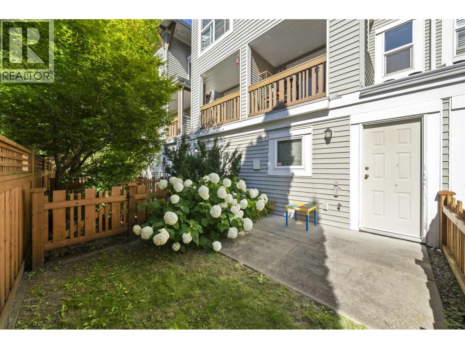 3 7111 LYNNWOOD DRIVE