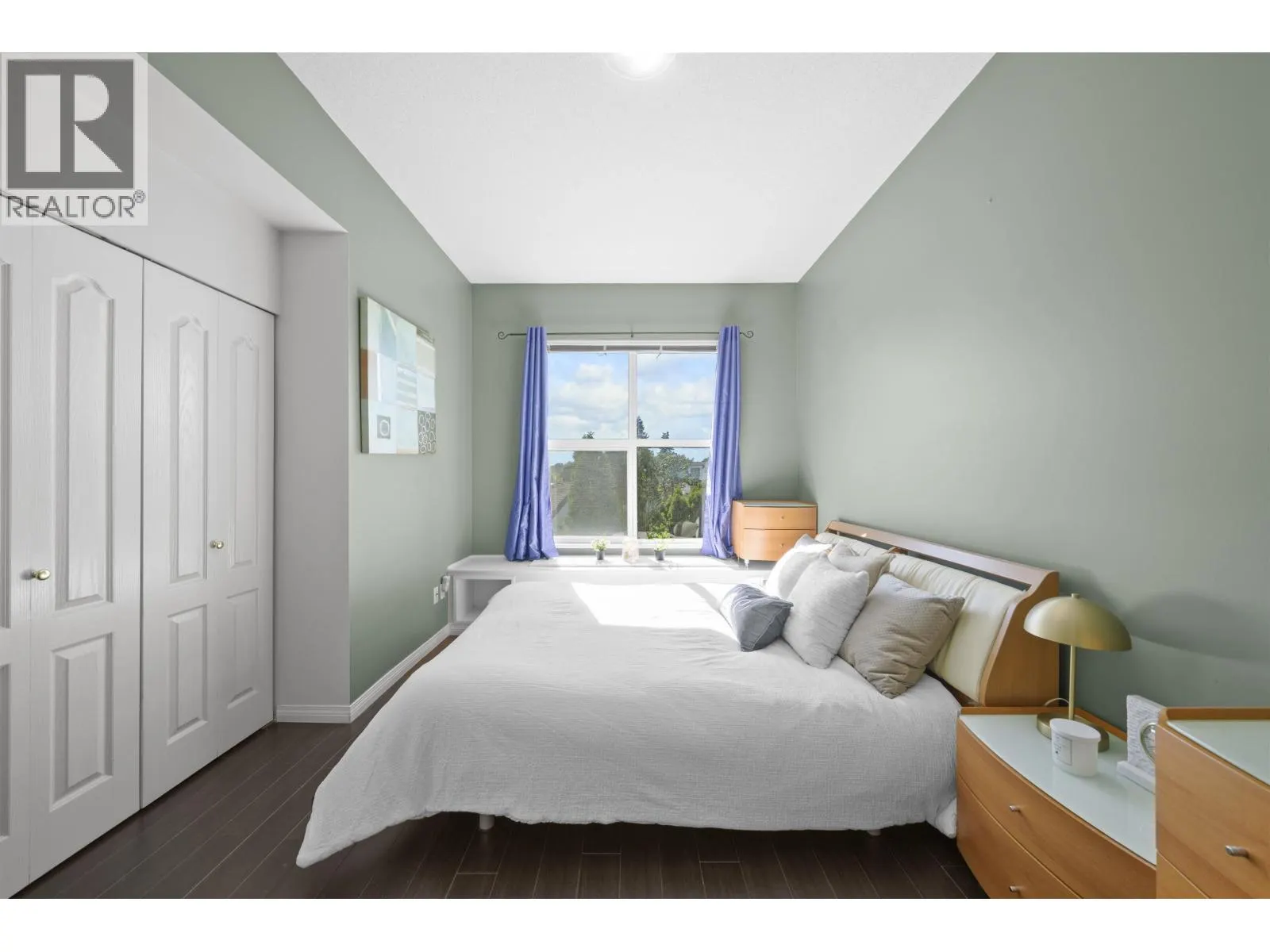 3 7111 LYNNWOOD DRIVE