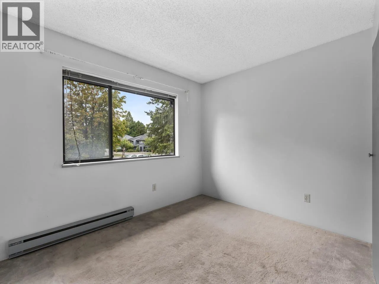 19 3851 BLUNDELL ROAD