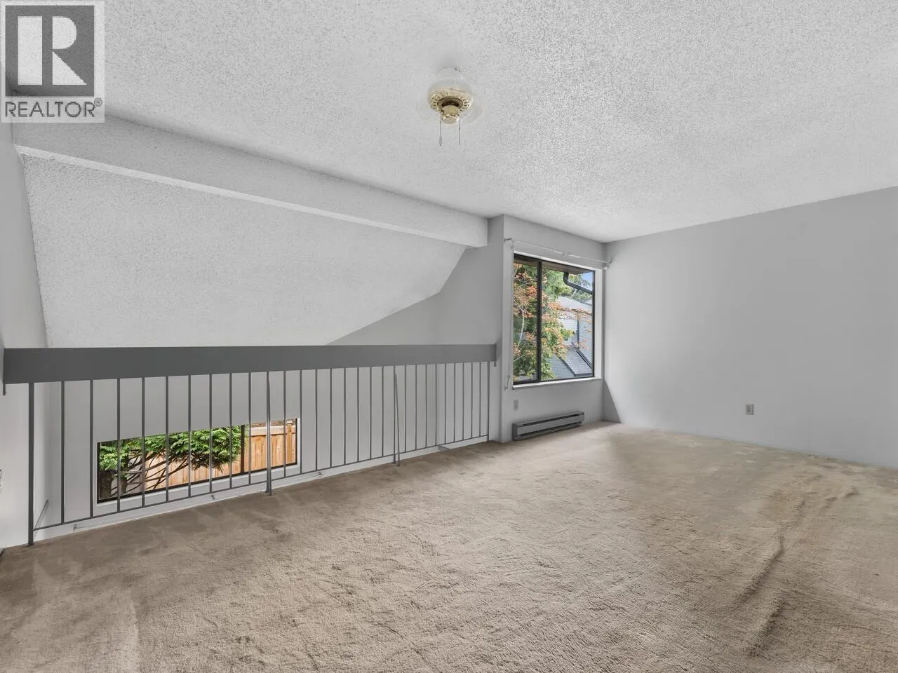 19 3851 BLUNDELL ROAD