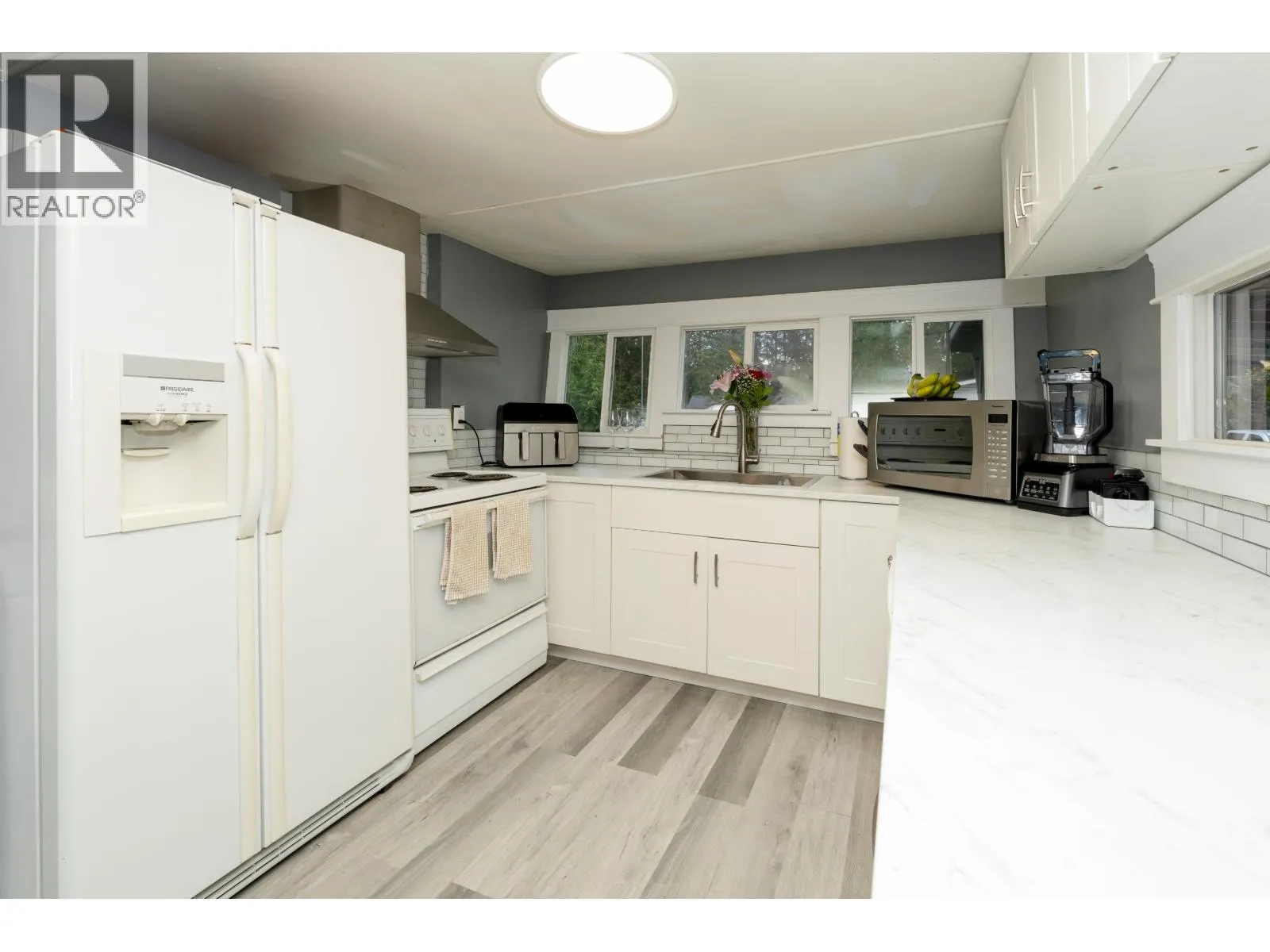 23252 CALVIN CRESCENT