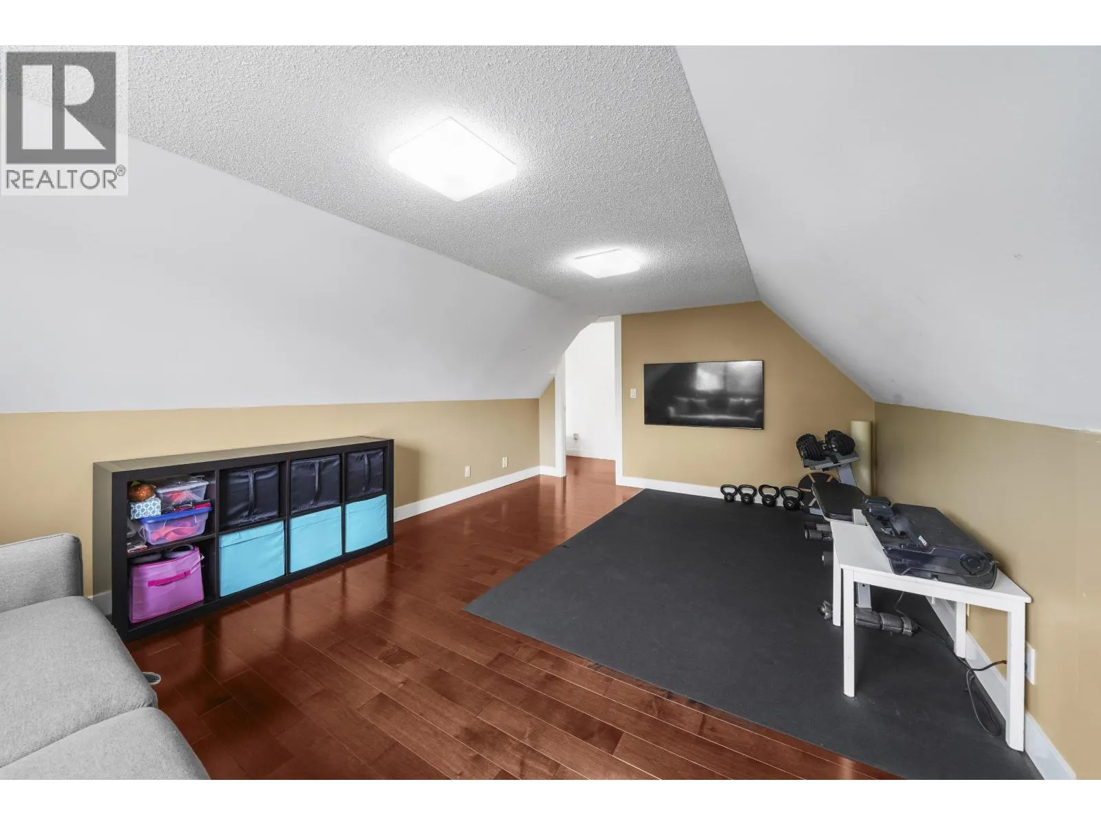 8191 MIRABEL COURT