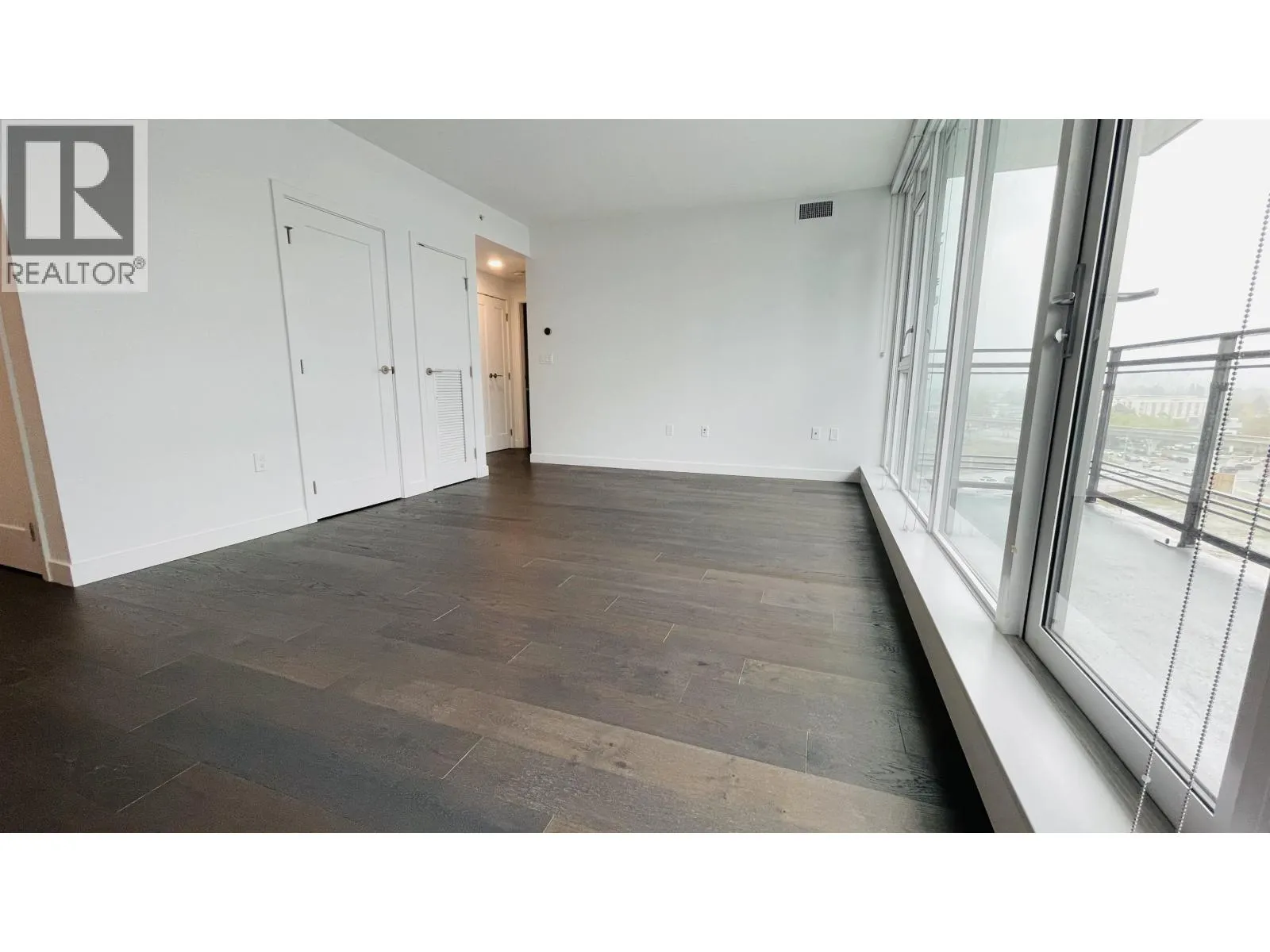 1002 3200 CORVETTE WAY