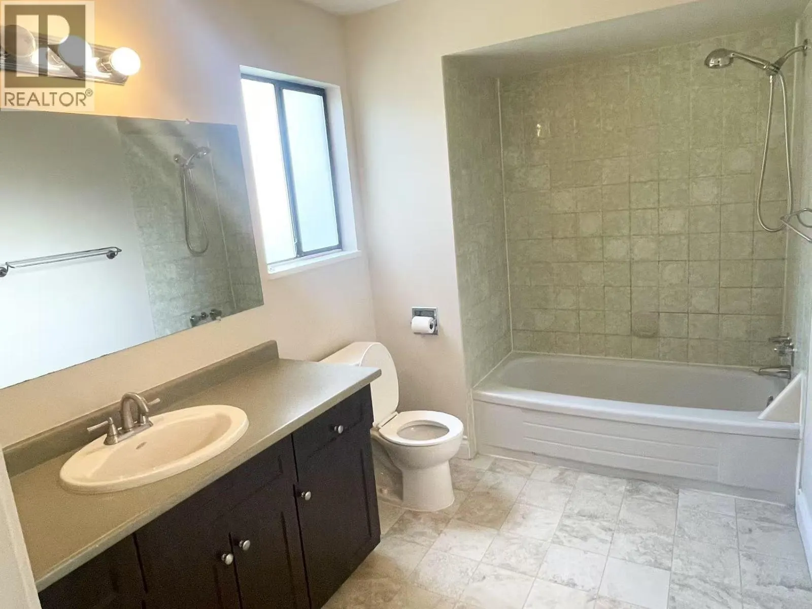 5640 SANDIFORD PLACE