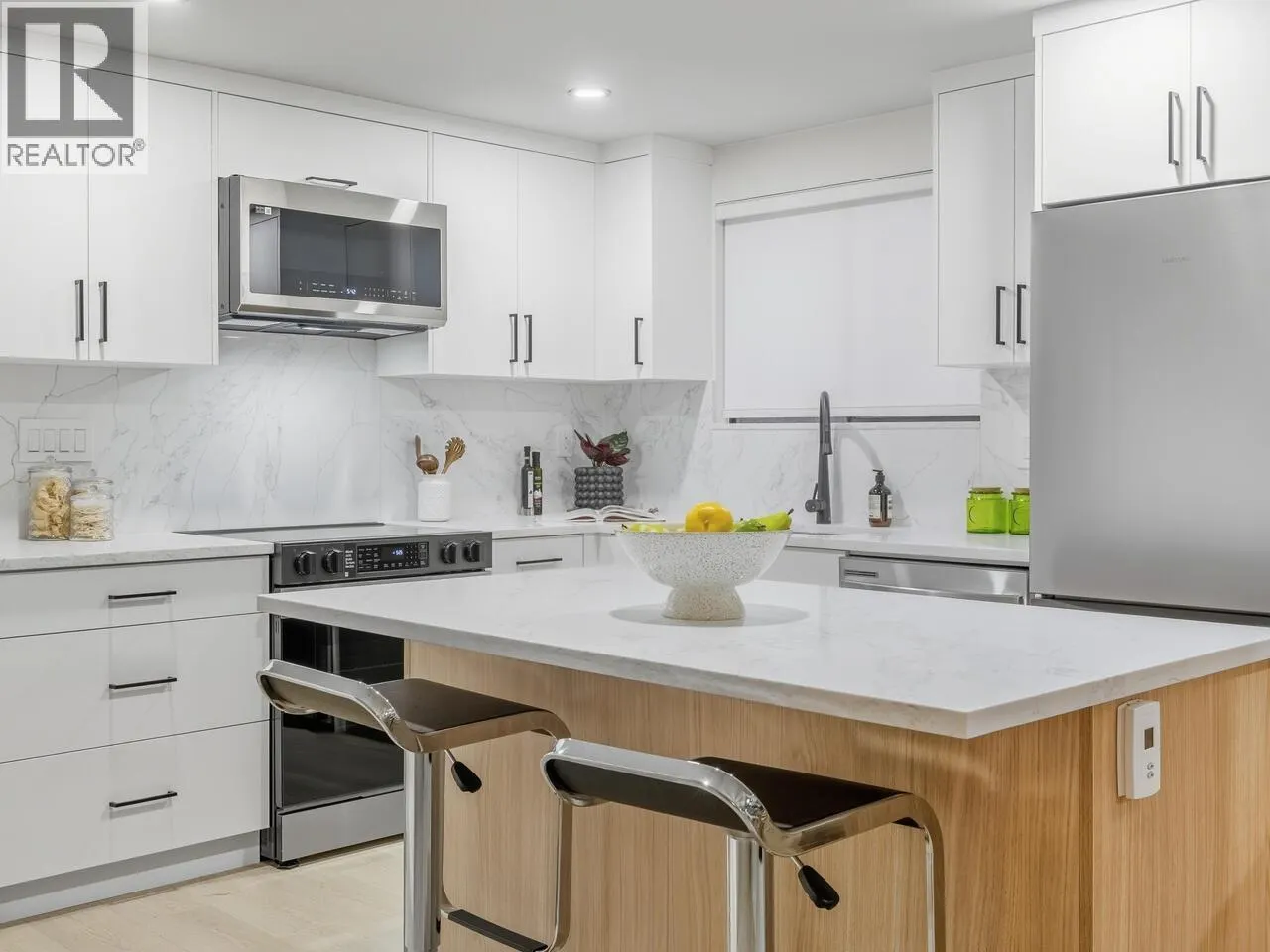 202 1165 BURNABY STREET