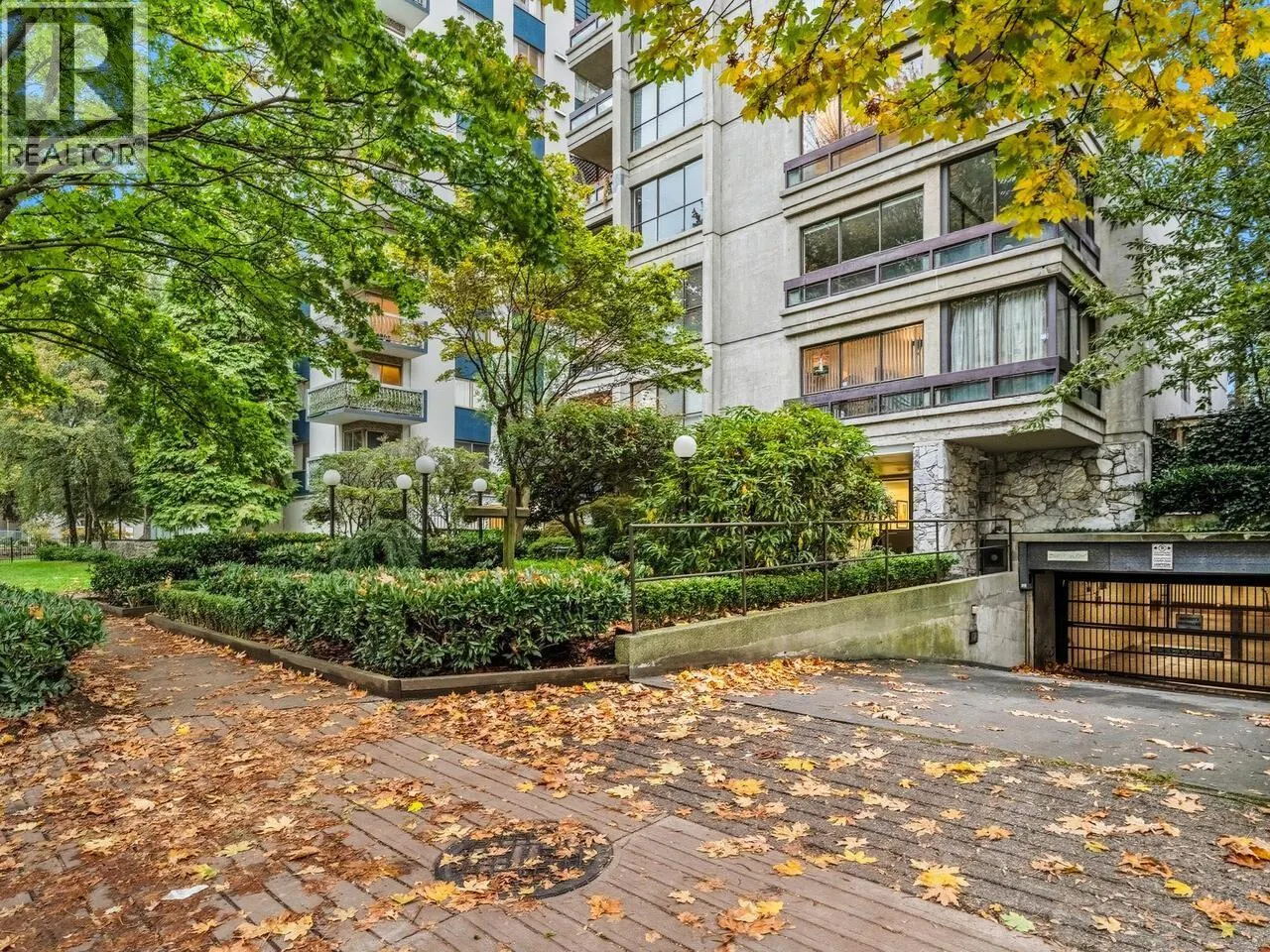 202 1165 BURNABY STREET