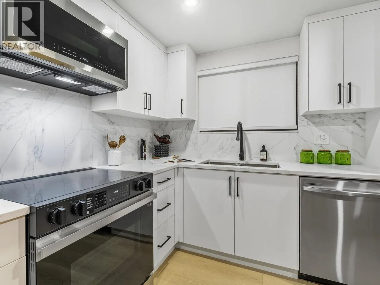 202 1165 BURNABY STREET