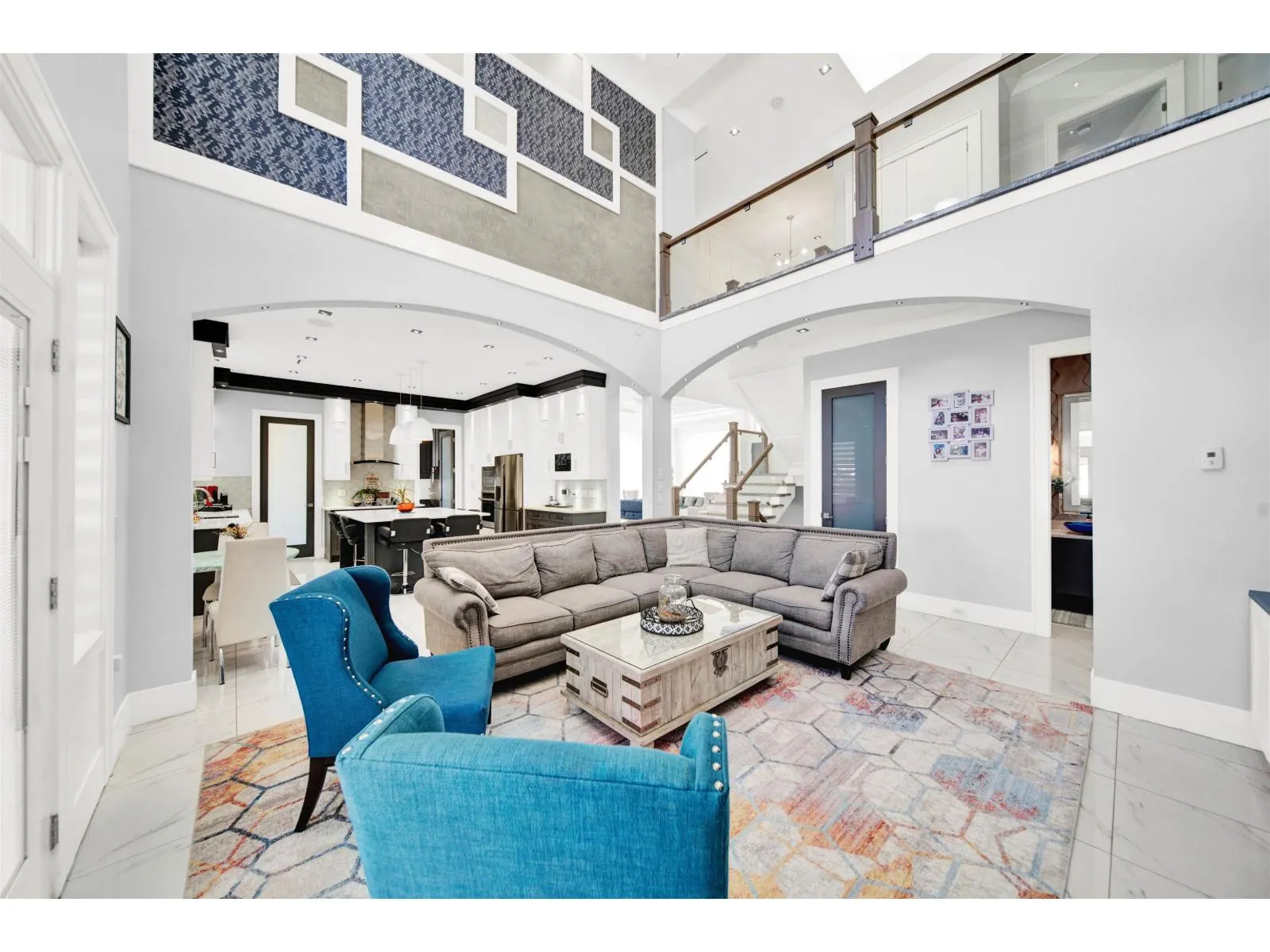8670 TUNIS PLACE