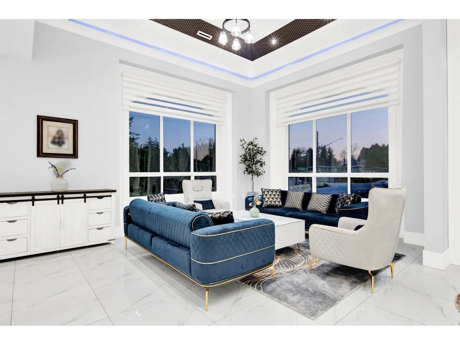 8670 TUNIS PLACE