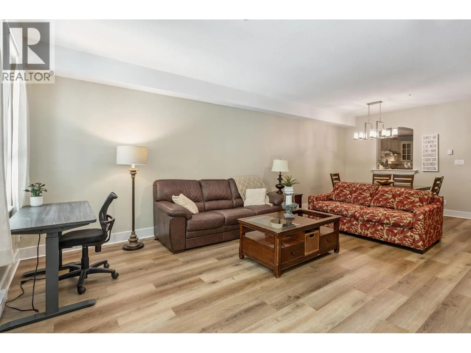 130 5835 HAMPTON PLACE