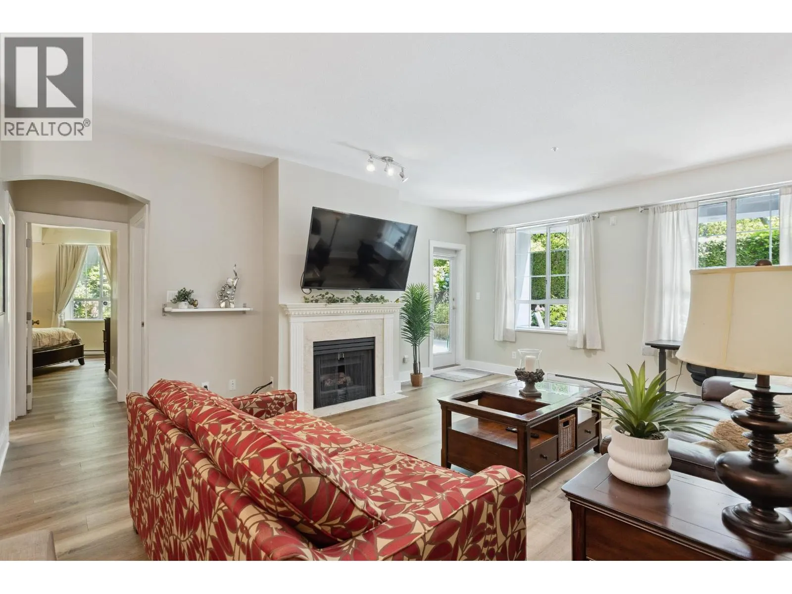 130 5835 HAMPTON PLACE