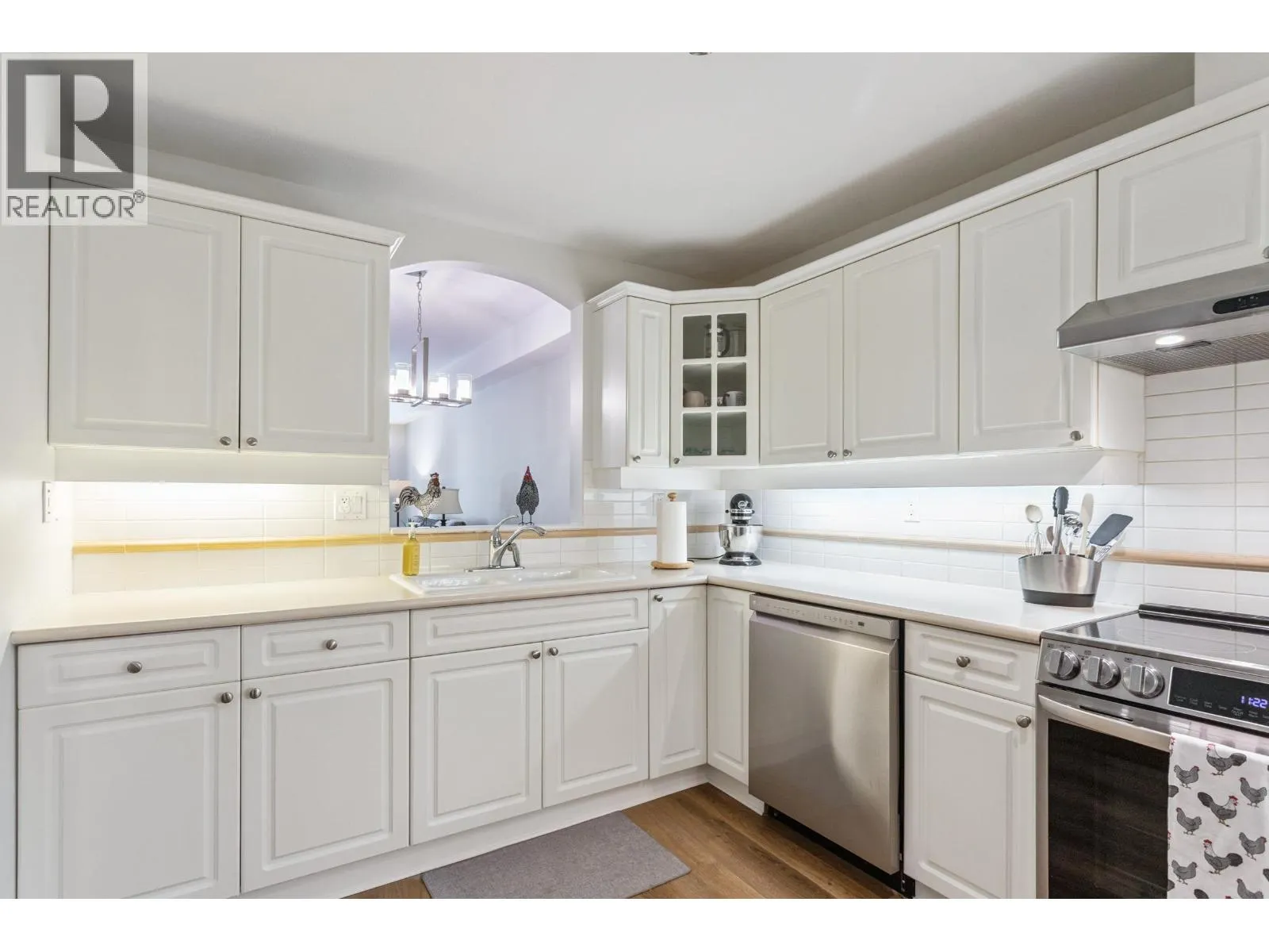 130 5835 HAMPTON PLACE