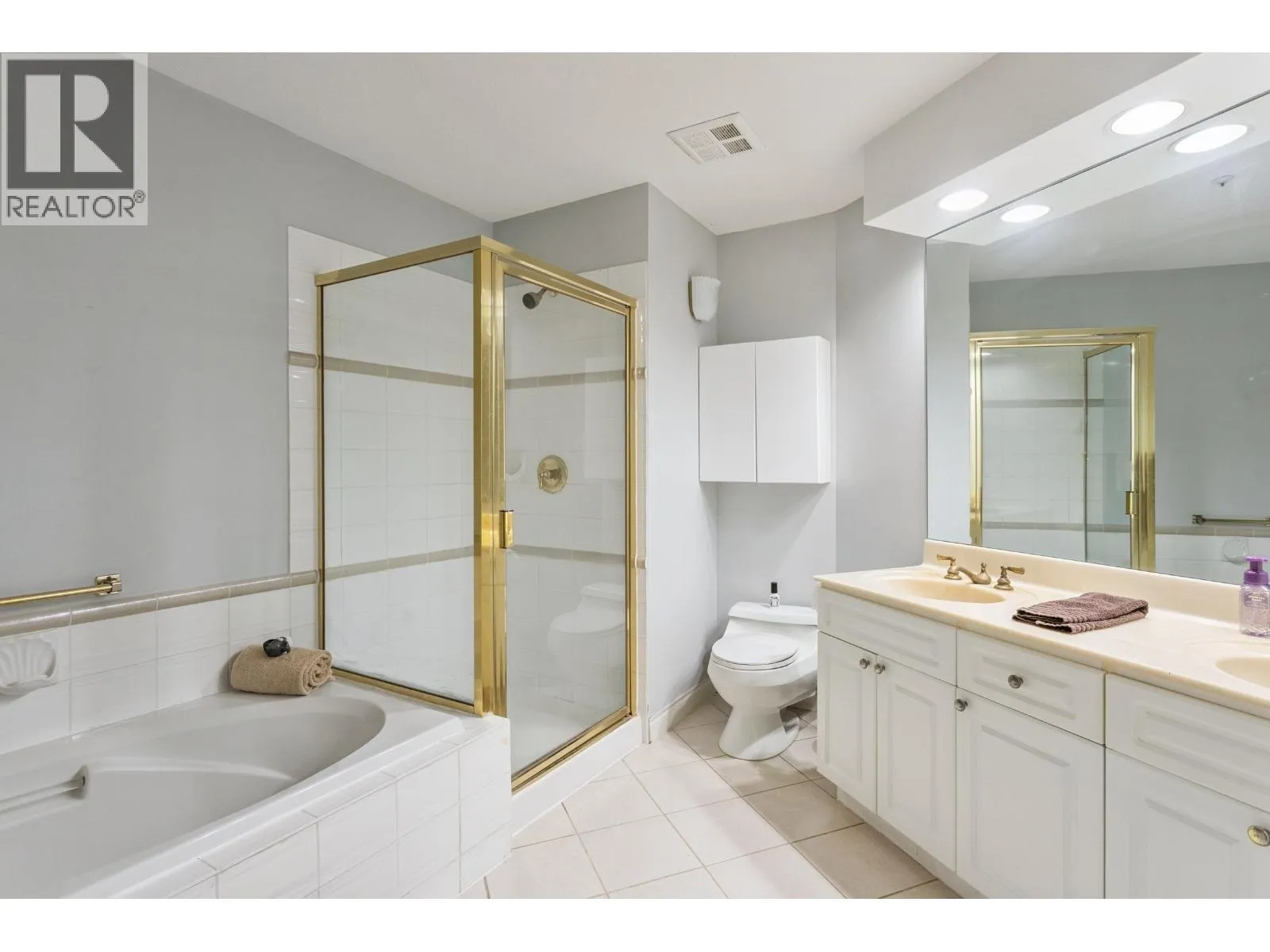 130 5835 HAMPTON PLACE
