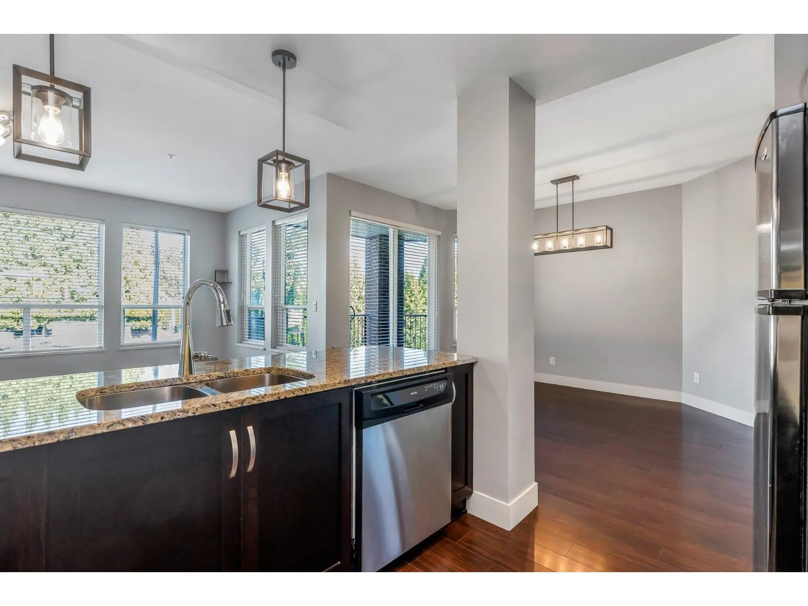 210 3192 GLADWIN ROAD