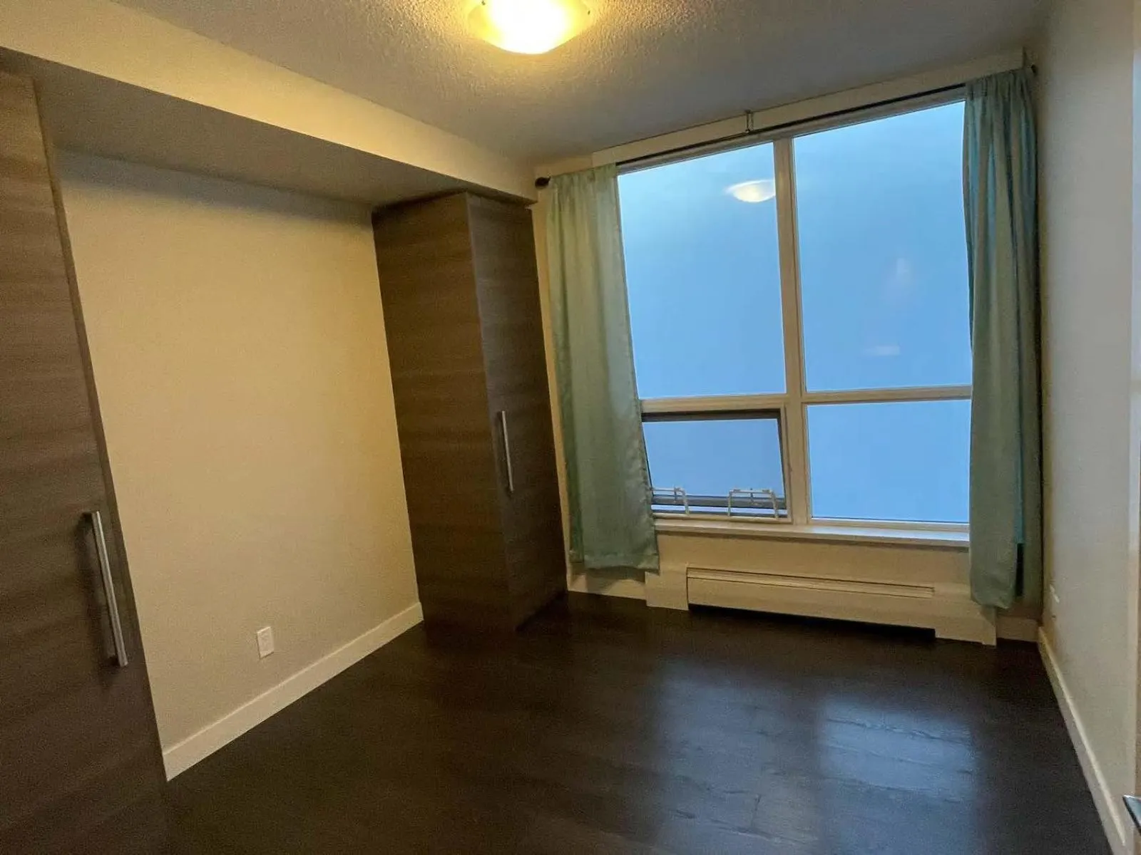 2902 13398 104 AVENUE