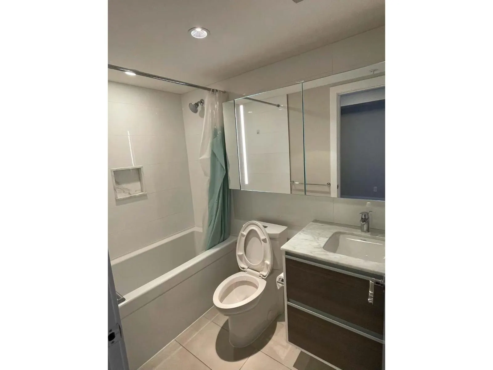 2902 13398 104 AVENUE