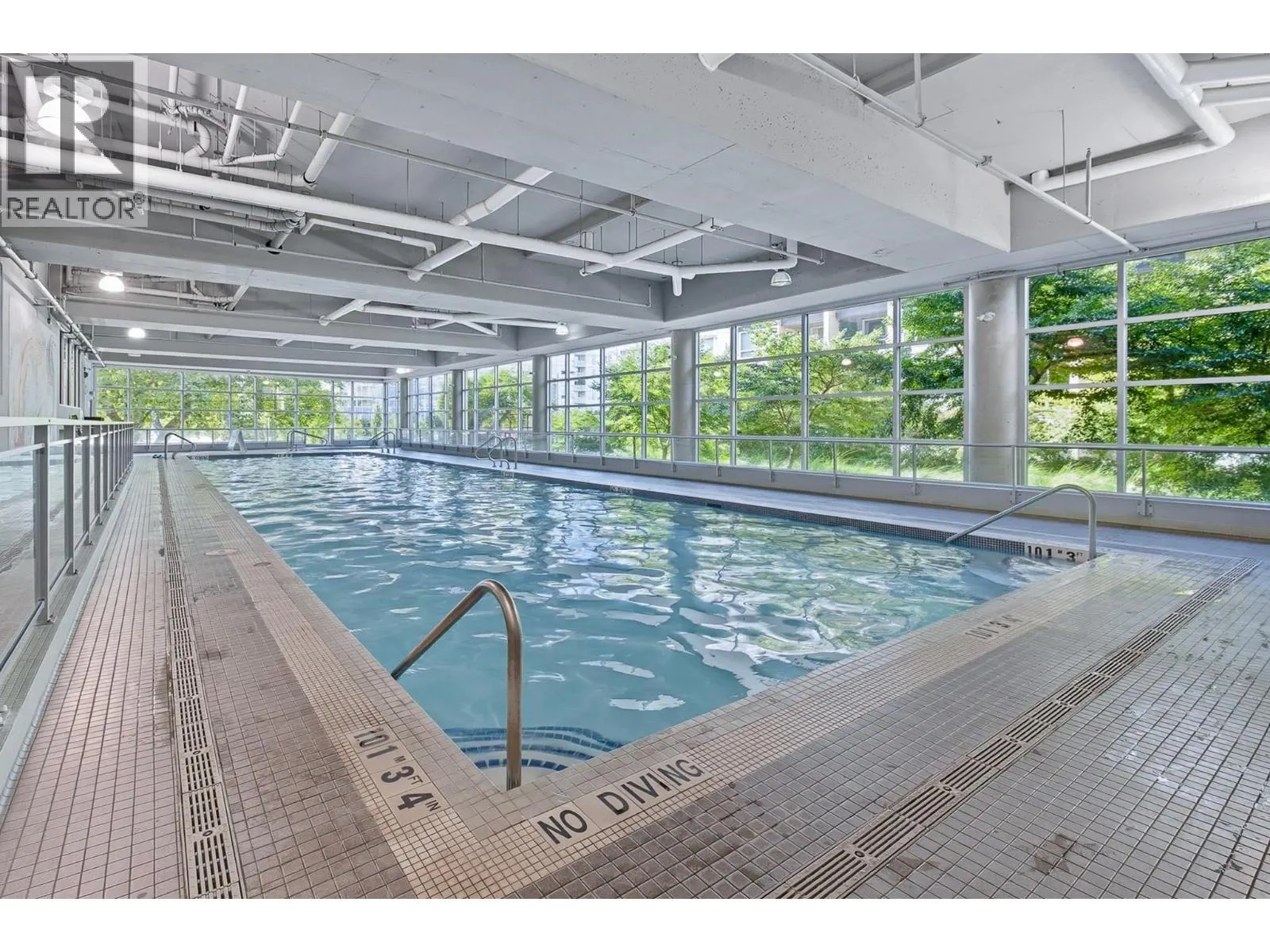 210 7008 RIVER PARKWAY