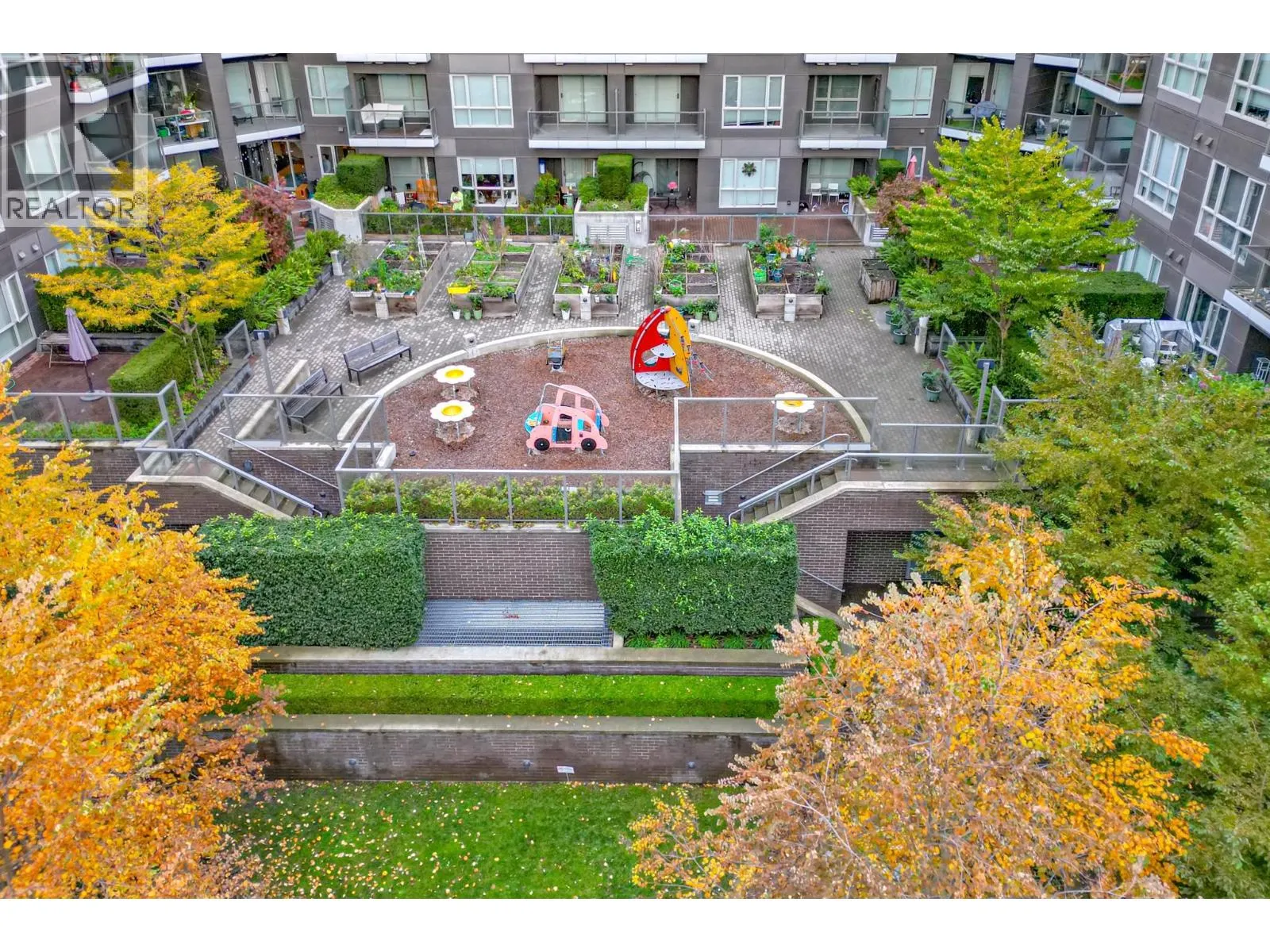 210 7008 RIVER PARKWAY