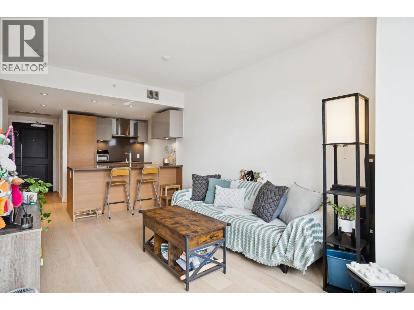 506 1515 ATLAS LANE