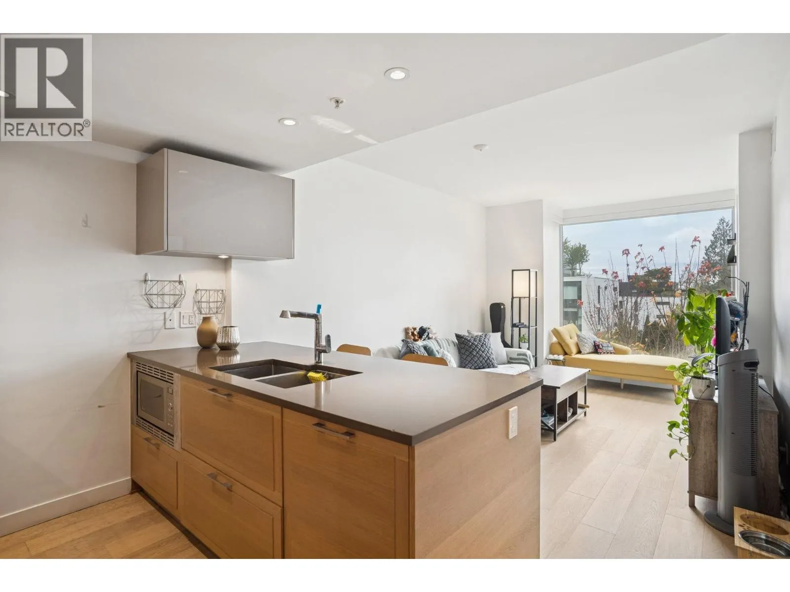 506 1515 ATLAS LANE