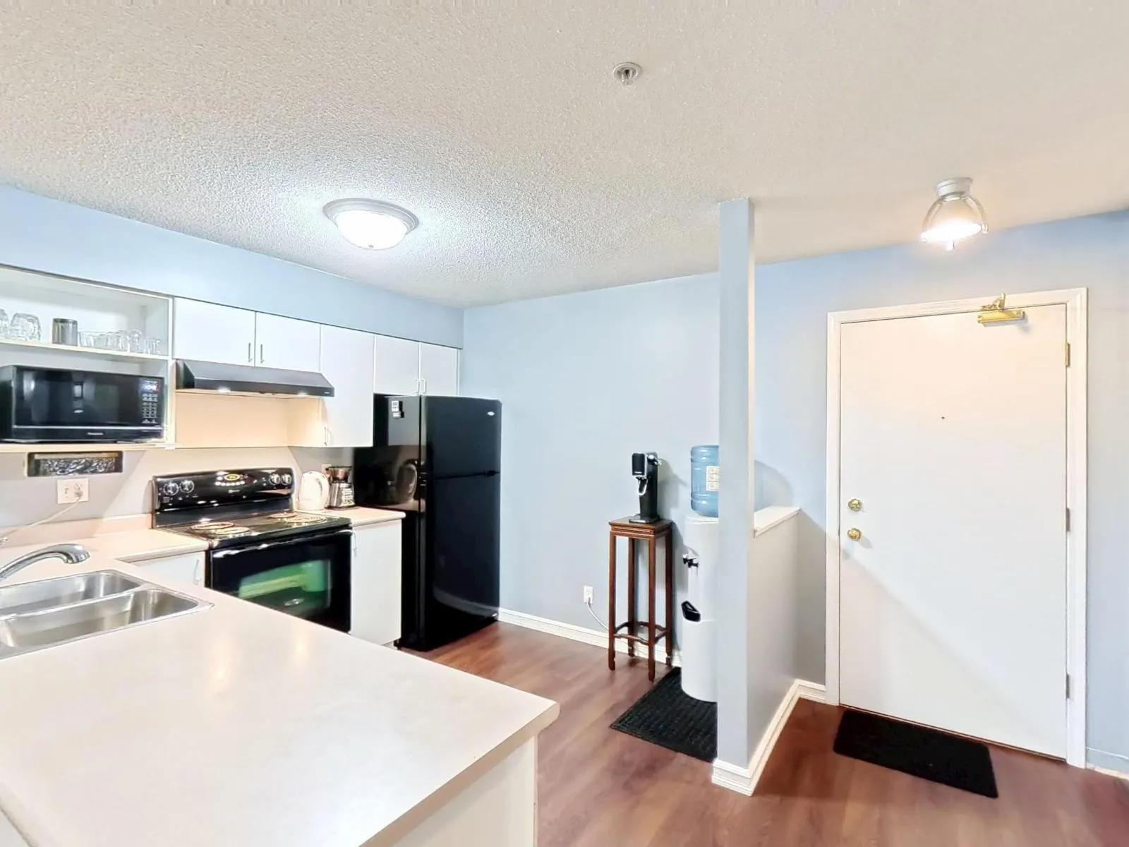 102 12130 80 AVENUE