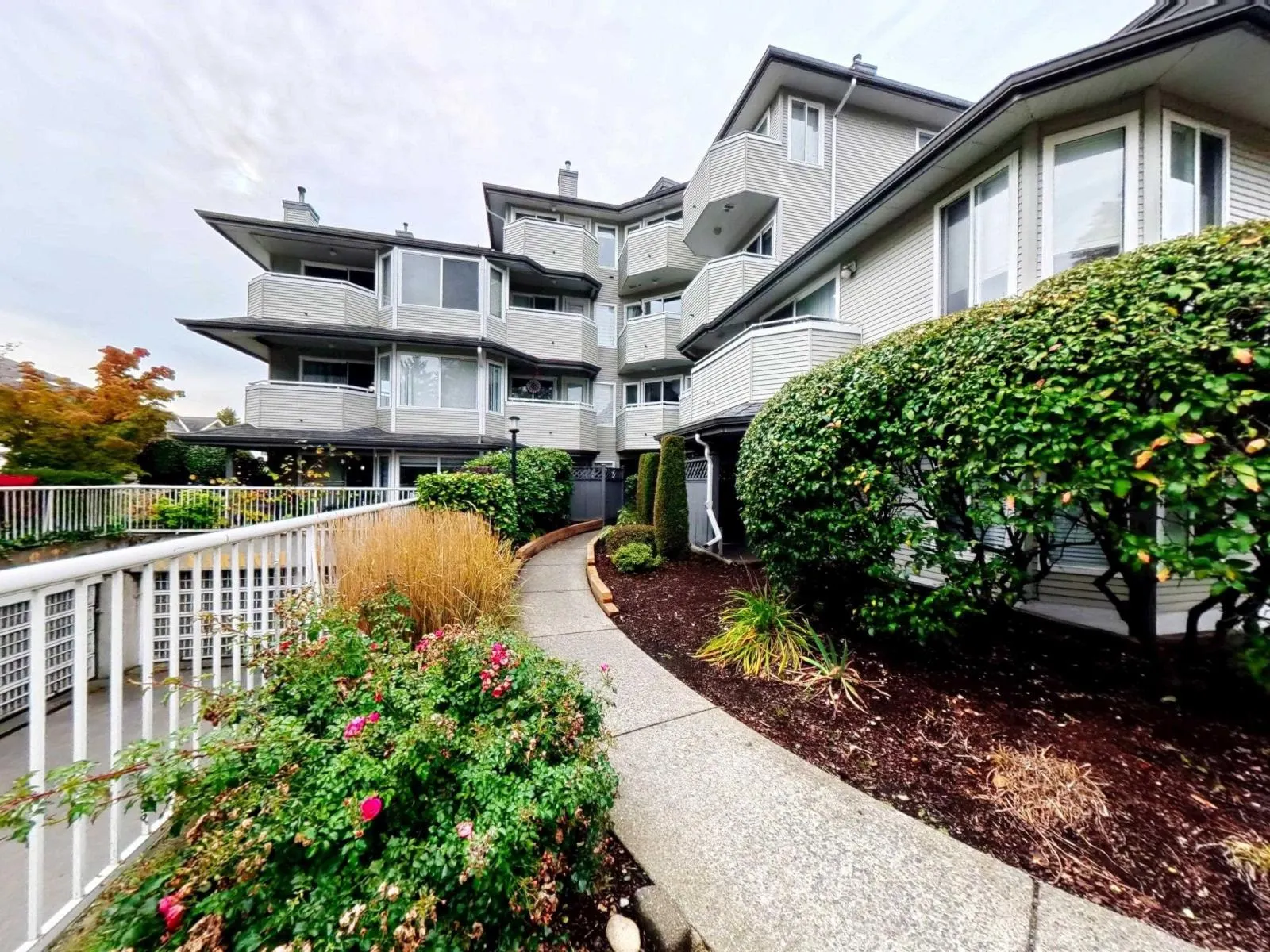 102 12130 80 AVENUE