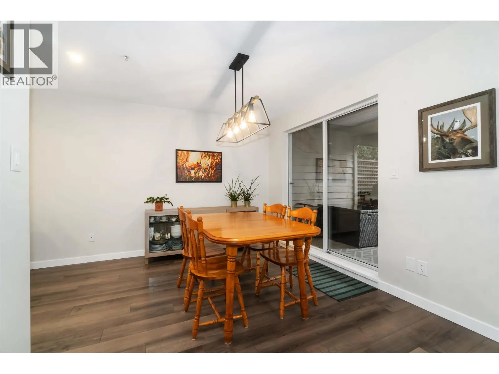 310 1000 BOWRON COURT