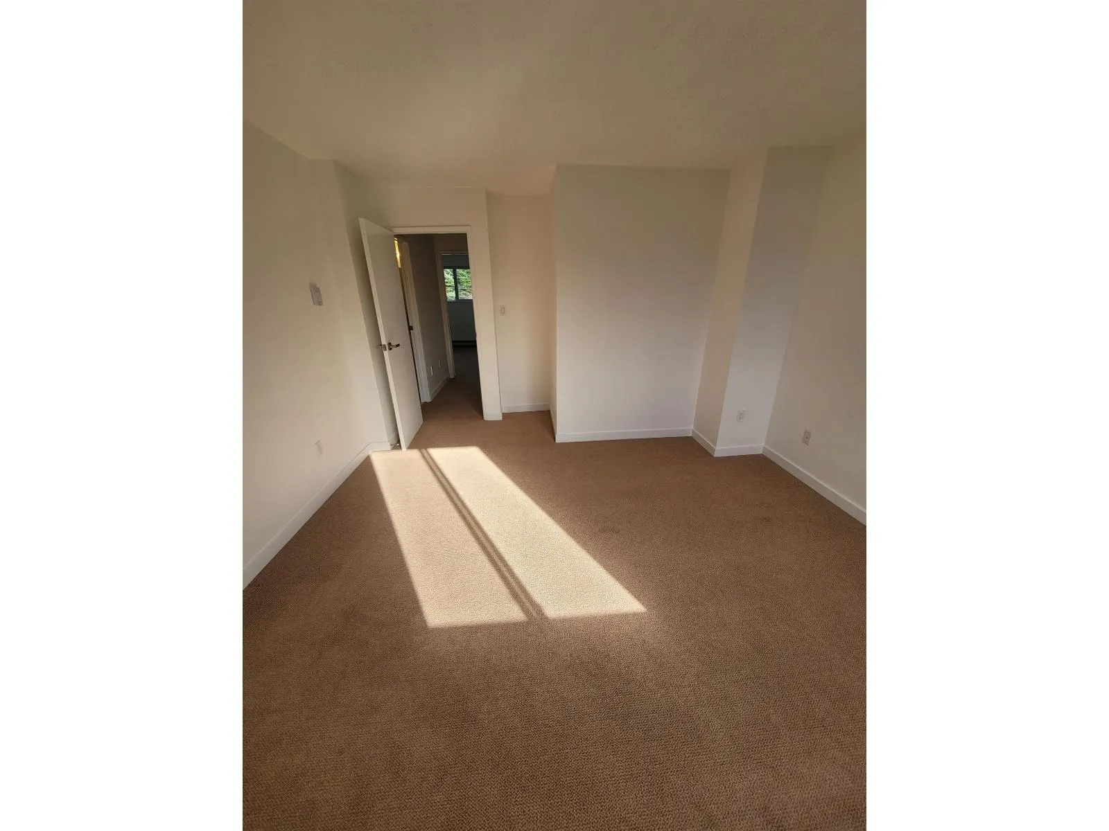 52 27272 32 AVENUE